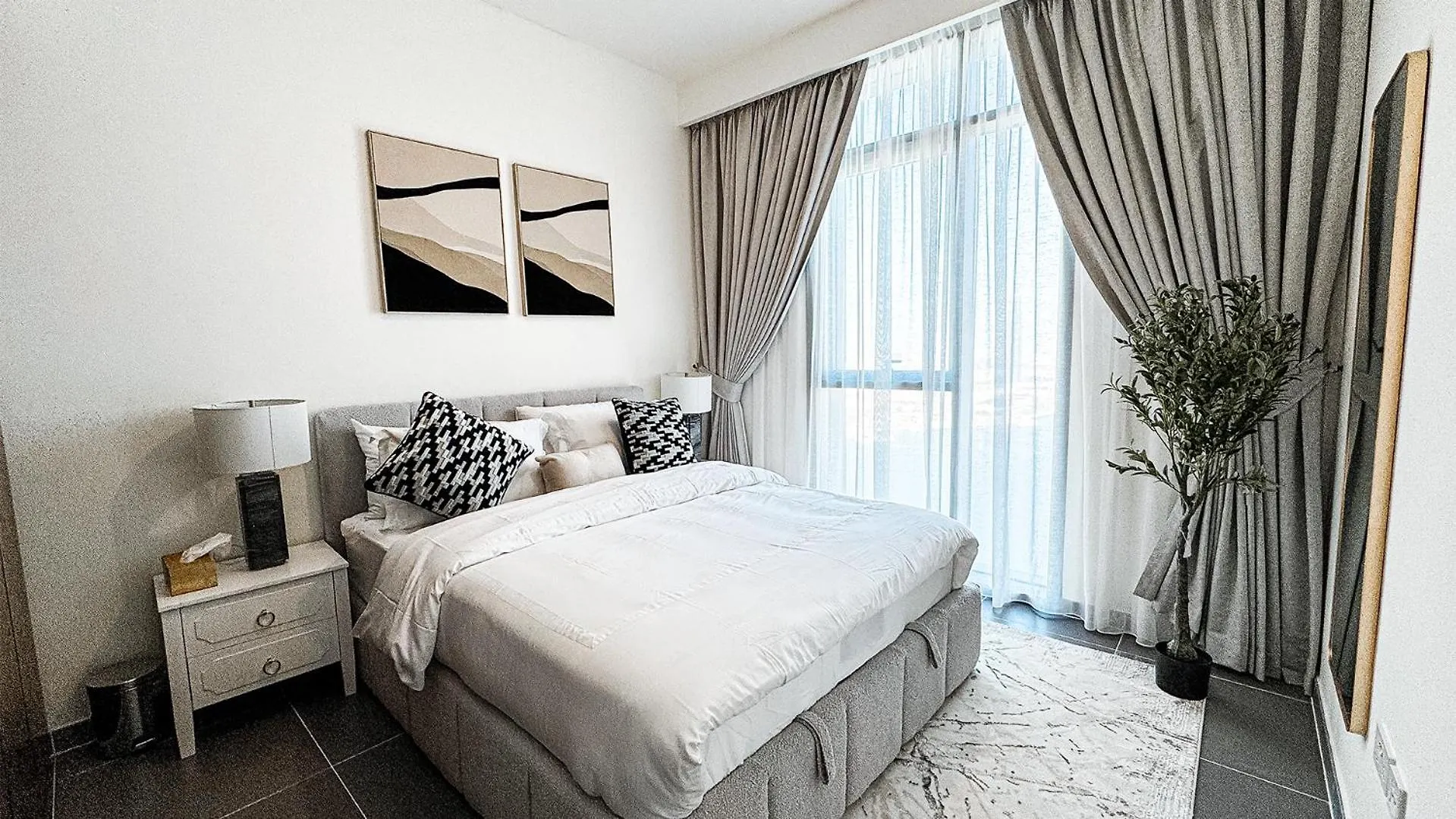 Apartment Luxury 2Bhk & Lagoon View Dubai United Arab Emirates